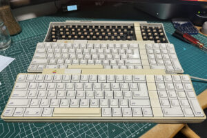 Read more about the article Apple IIGS Keyboard