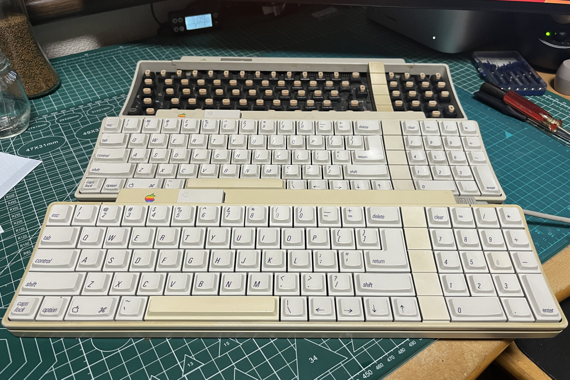 You are currently viewing Apple IIGS Keyboard